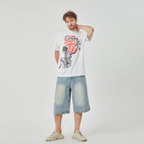 Stylish White Oversized T - Shirt with Edgy Skeleton & Chain Graphic Design