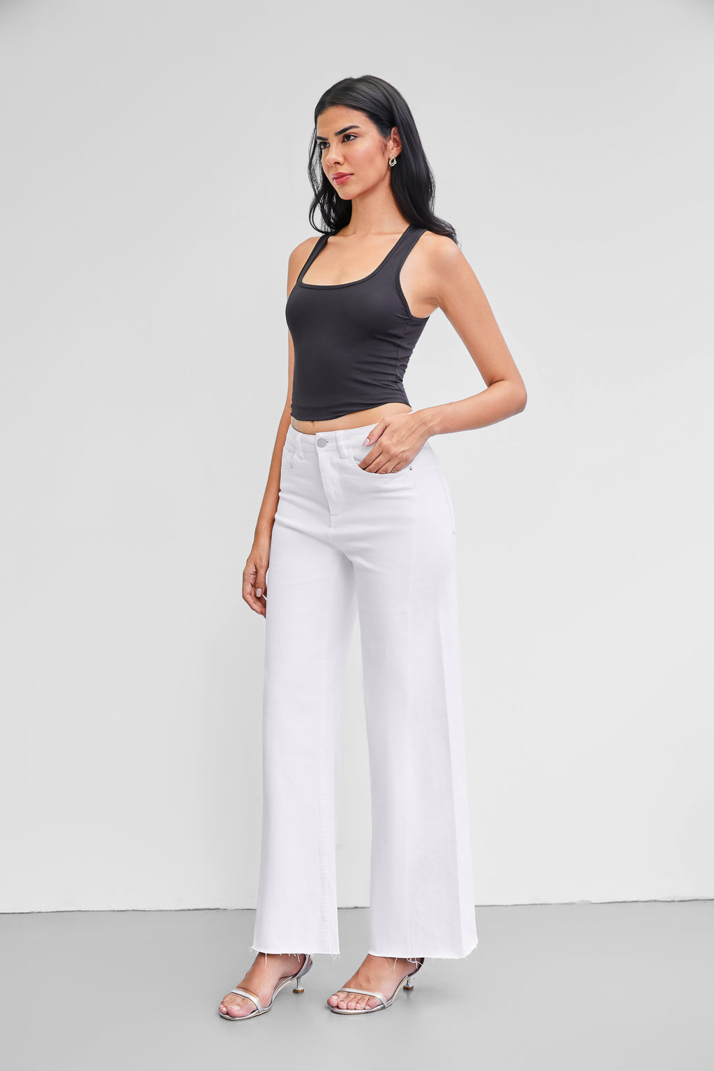 Women's High-Waisted White Wide-Leg Jeans
