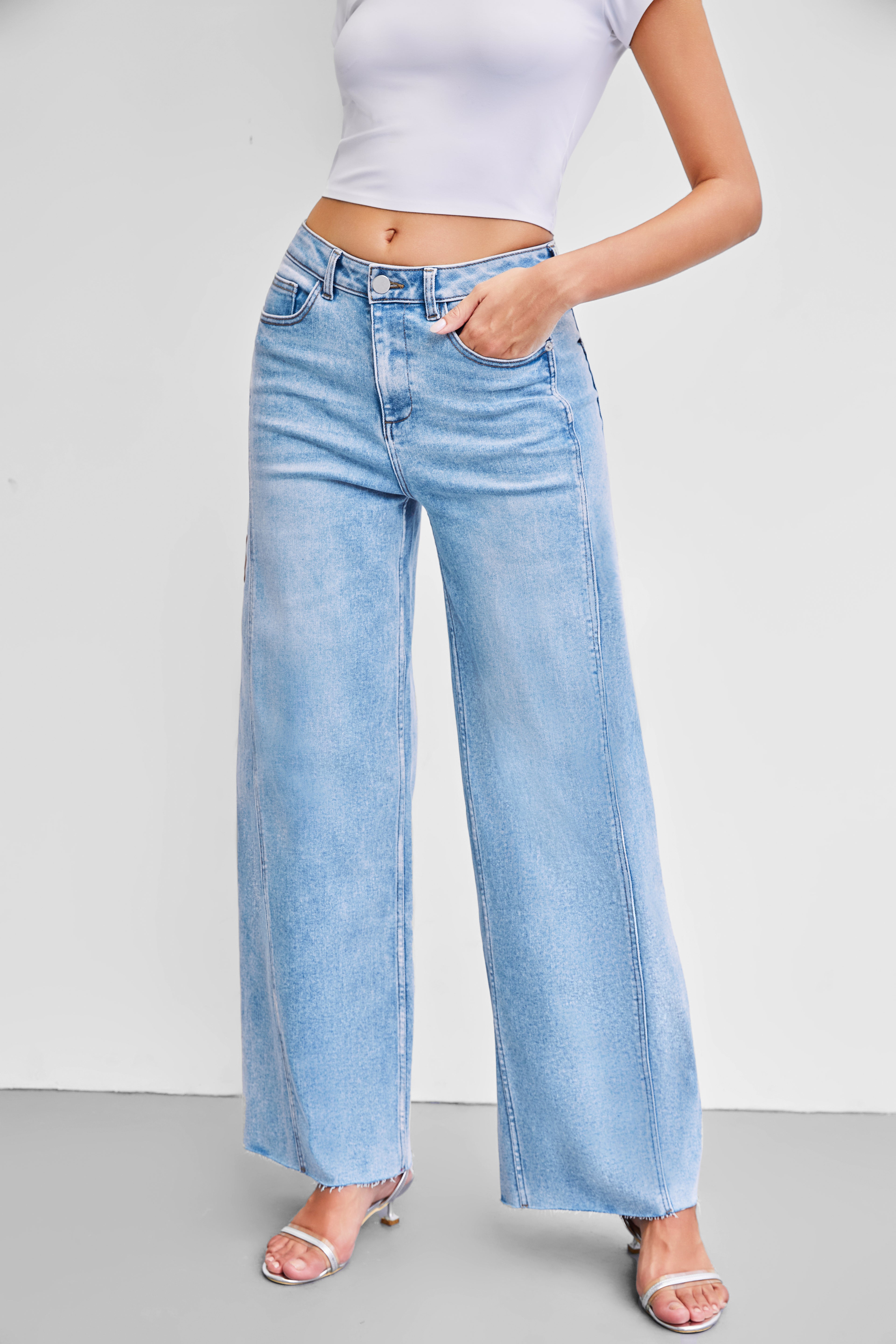 Women's High-Waisted Light Blue Wide-Leg Jeans