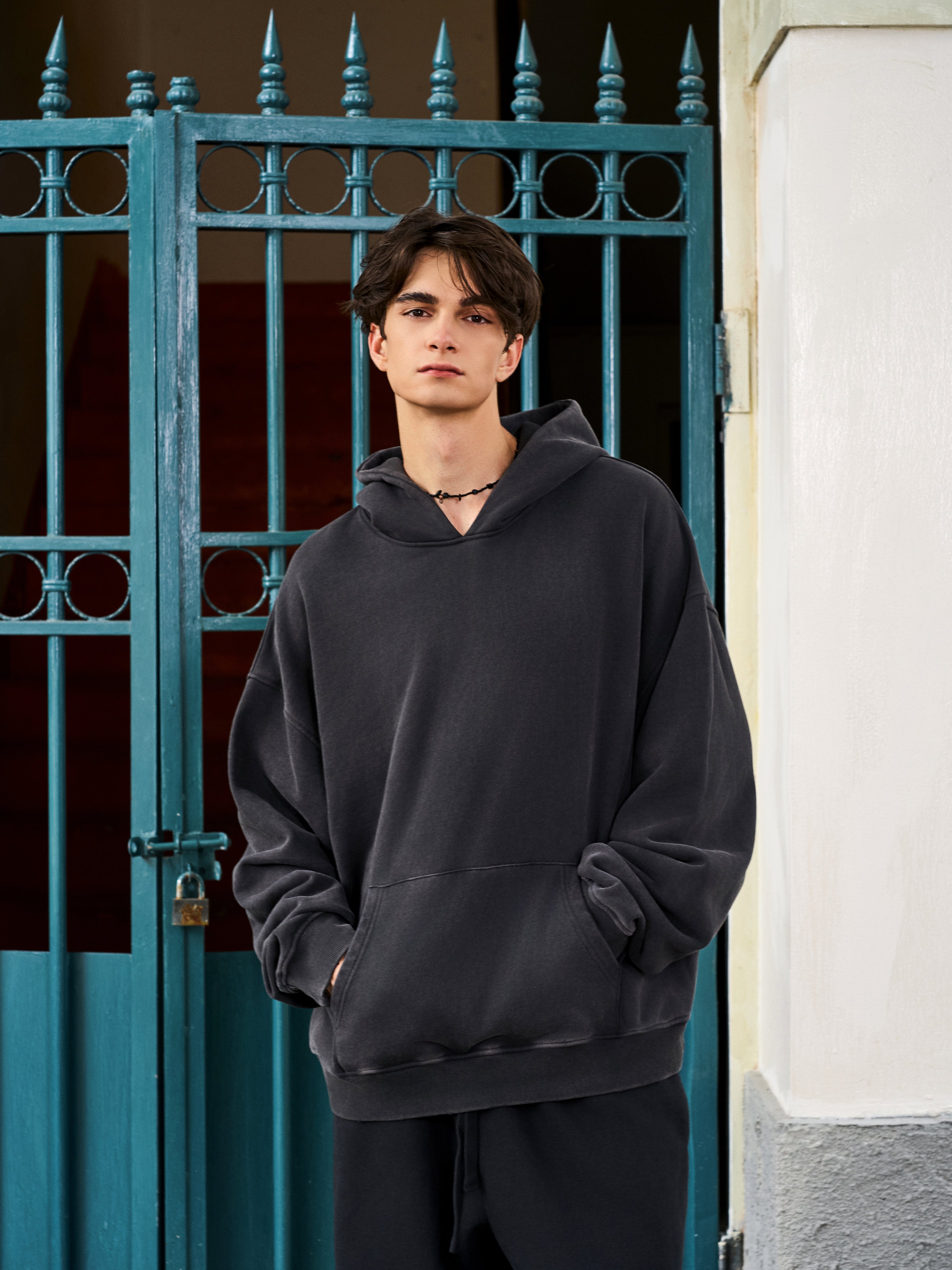 Men's Oversized Vintage Black Hoodie