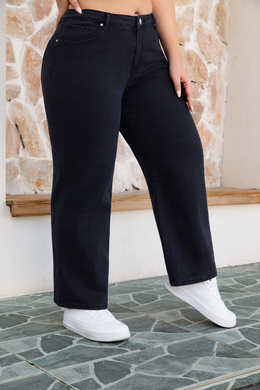 Fashionable and trendy plus-size jeans