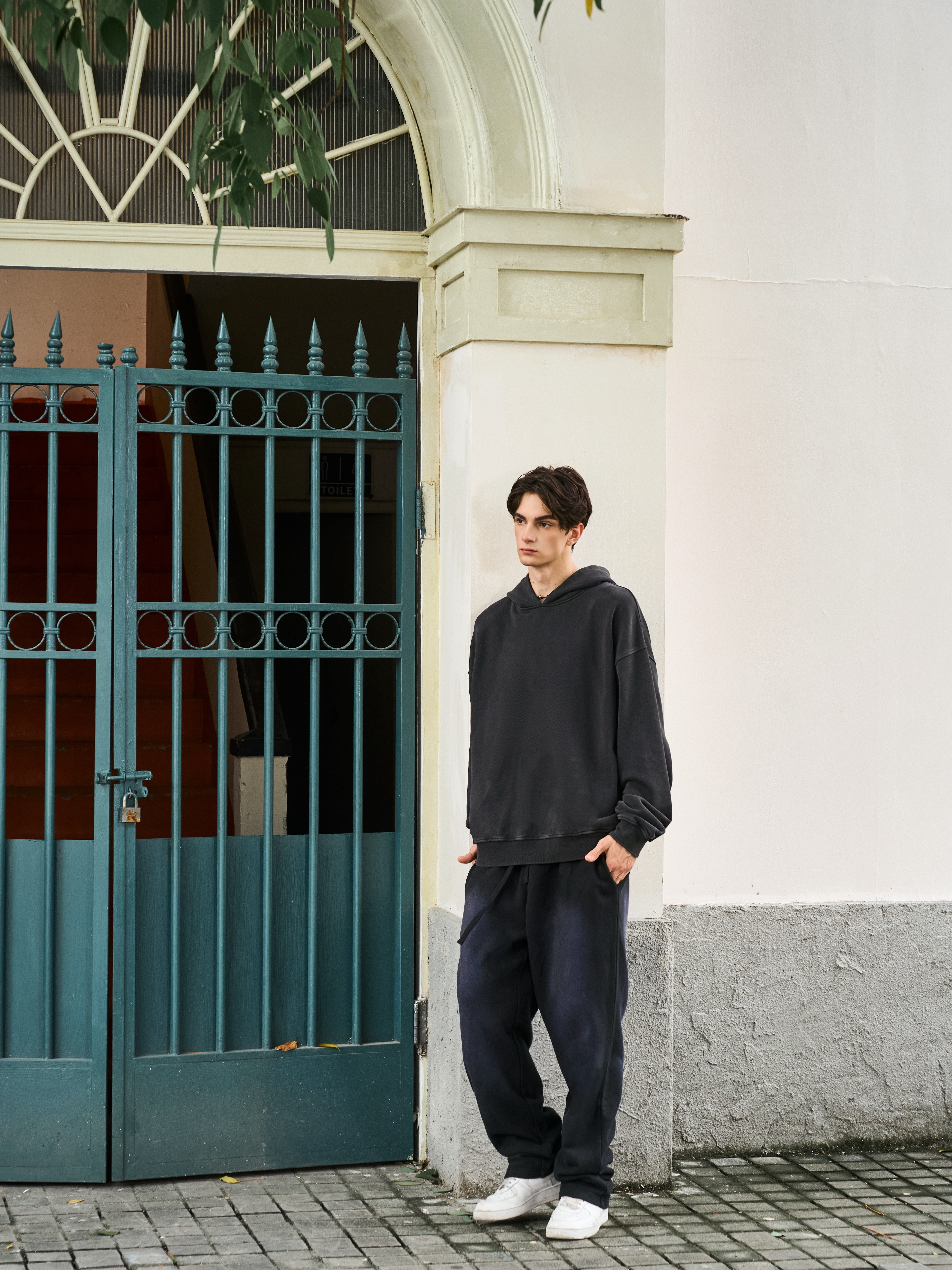 Men's Oversized Potassium Spray Black Sweatpants