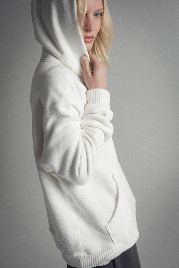 VINTAGE WHITE HOODIE