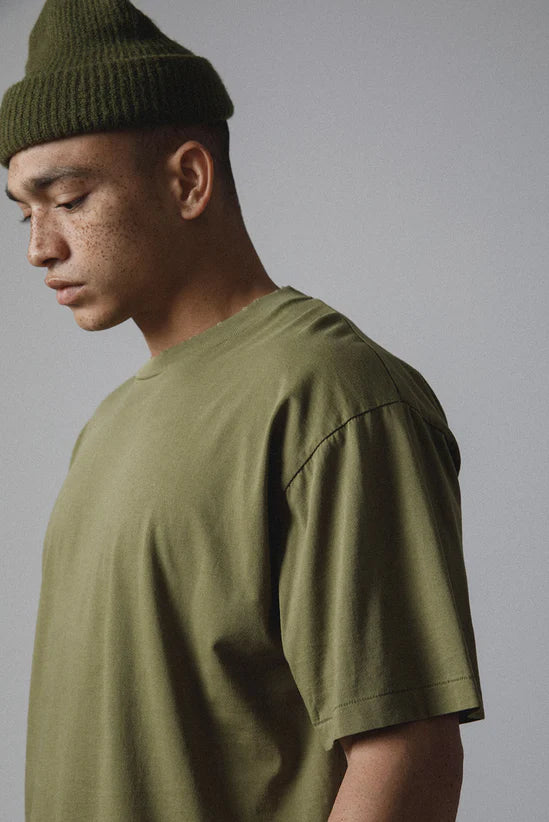 VINTAGE OLIVE T-shirt